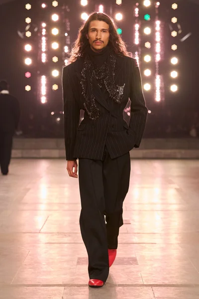 Look 51